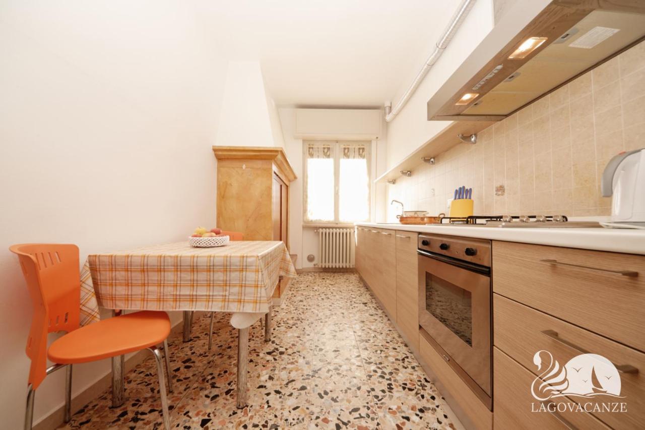 Appartamento Anna San Felice del Benaco Exterior foto